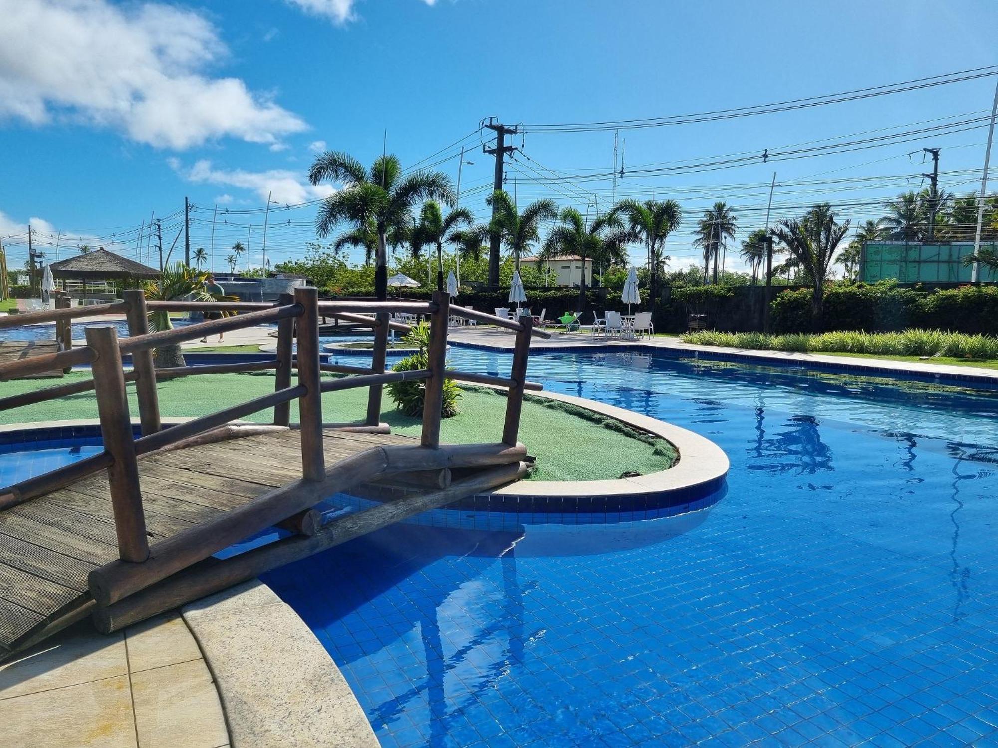 Muro Alto Clube Por Brevelar Casa de Férias